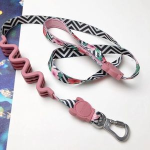 Zeedog floral zigzag print dog leash